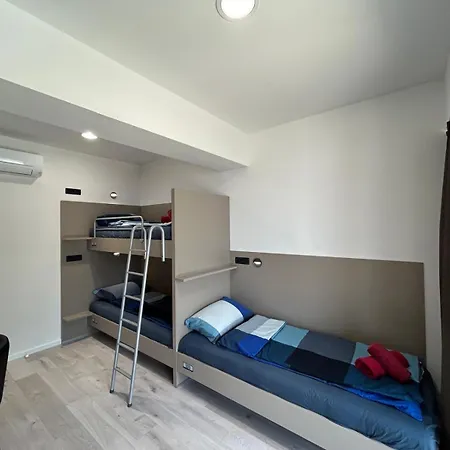 Hostelum Vandrarhem *