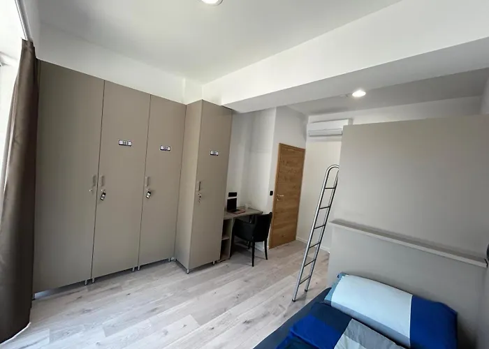 호스텔 Hostelum 우마그