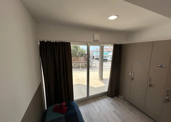 호스텔 Hostelum *