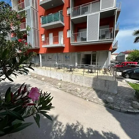 بيت شباب Hostelum