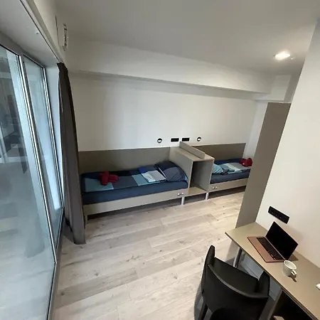 Hostelum 旅馆 乌马格